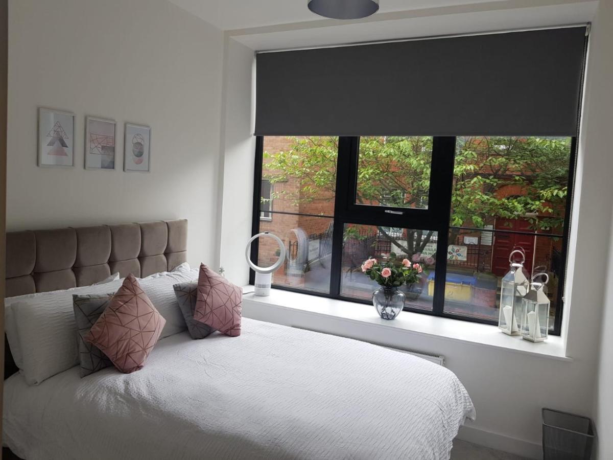 34 Cuppin Street - Luxury City Centre Apartment! Chester Exteriör bild