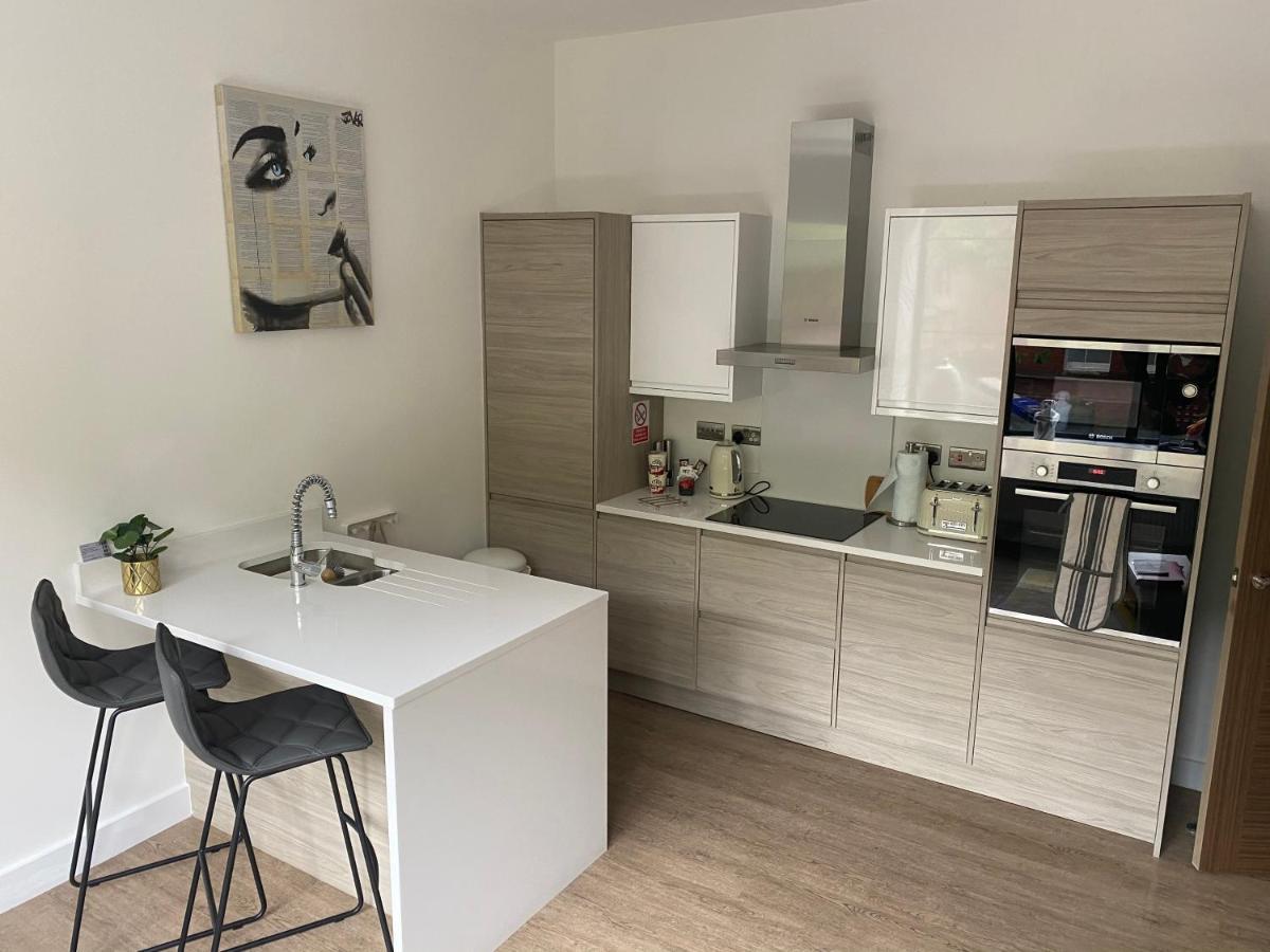 34 Cuppin Street - Luxury City Centre Apartment! Chester Exteriör bild